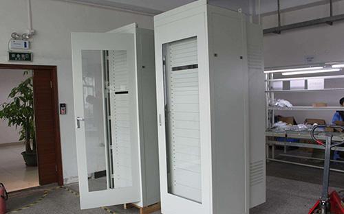 UPS机柜、电瓶电源3